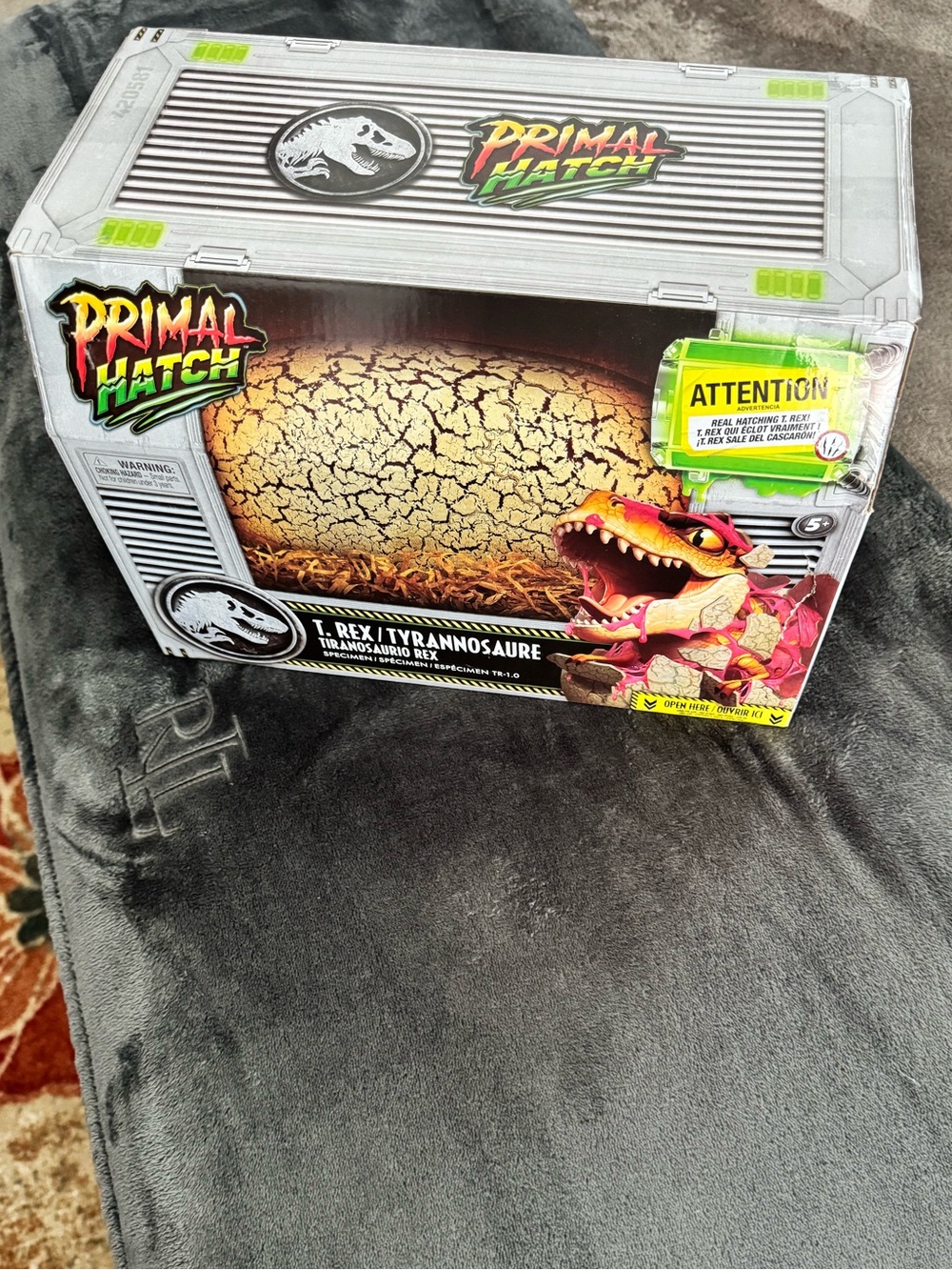 T. Rex Hatching Egg Toy - Yellow/Beige Crackle